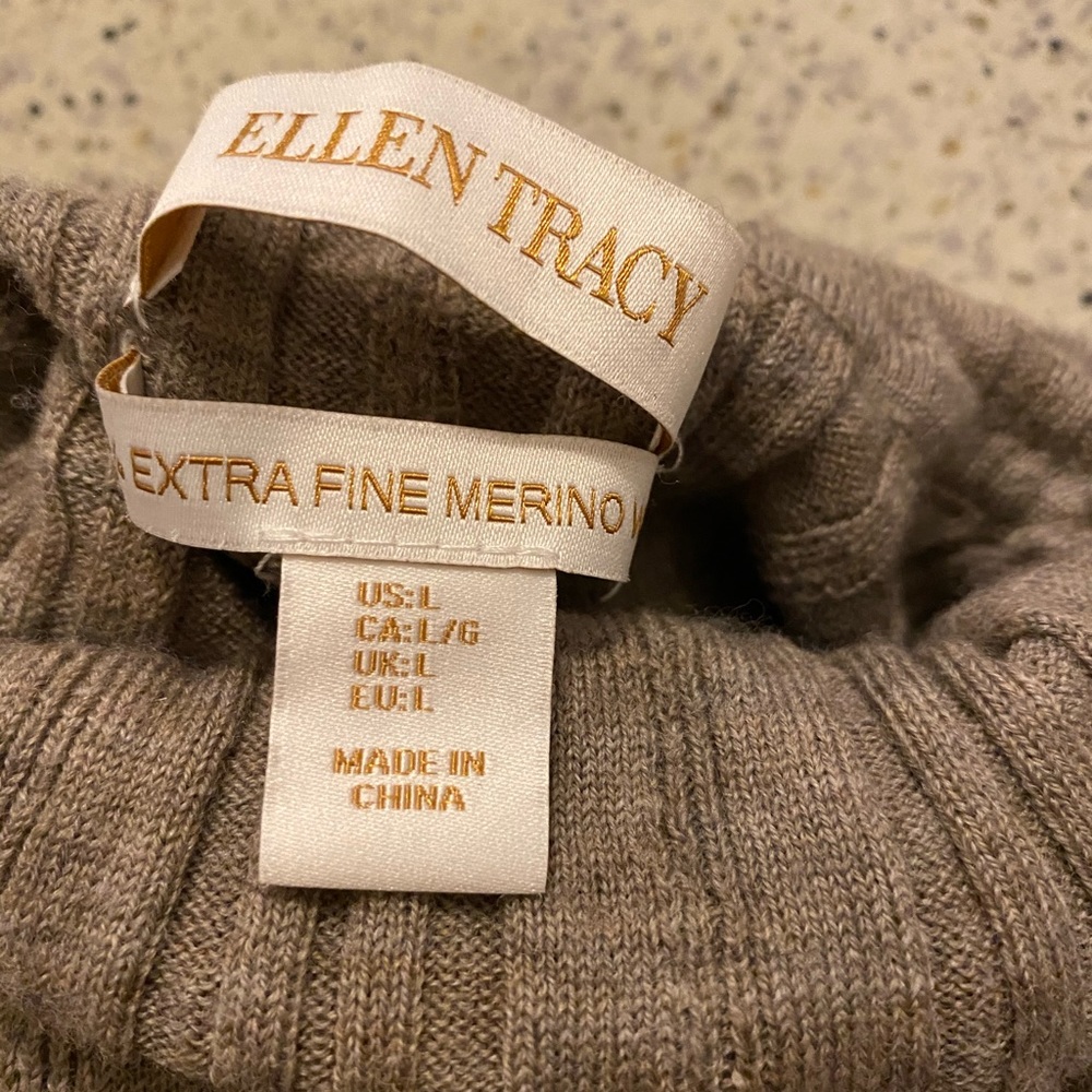 Ellen Tracy Merino Wool Turtle Neck